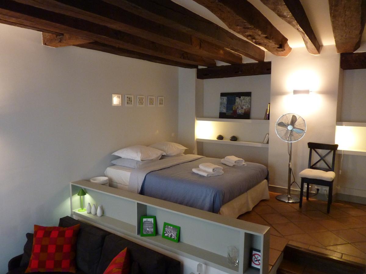 Moliere - Heart Of - Louvre Opera Apartment Paris